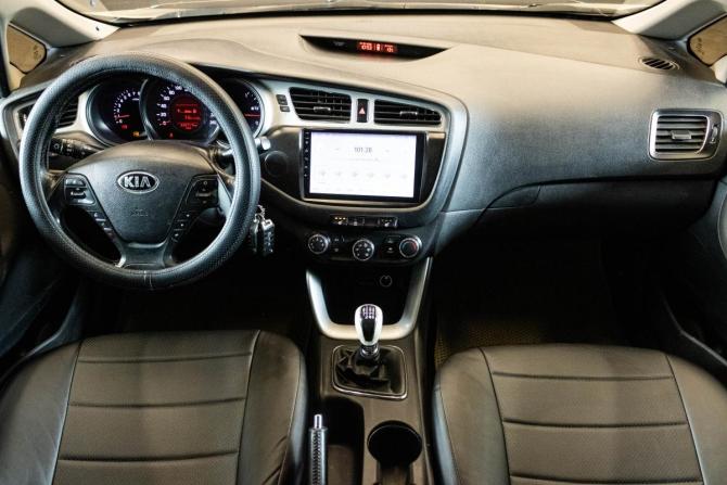 Kia Ceed II с пробегом 2014 года, цена 820 000 рублей, 220717 км, хэтчбек, Автокод Объявления