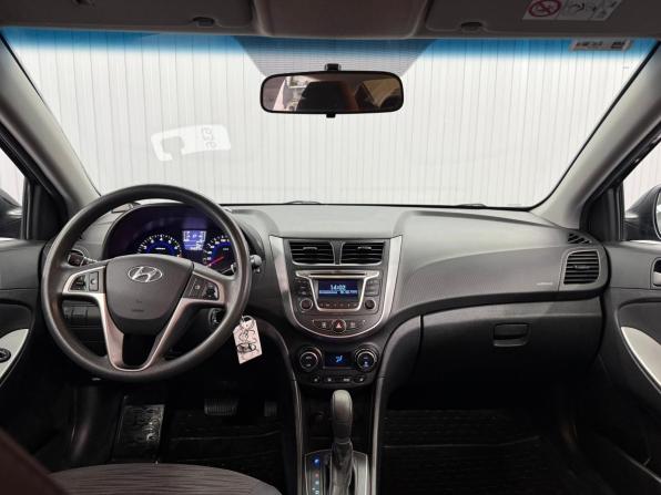 Hyundai Solaris I Рестайлинг с пробегом 2016 года, цена 1 297 000 рублей, 94750 км, седан, Автокод Объявления