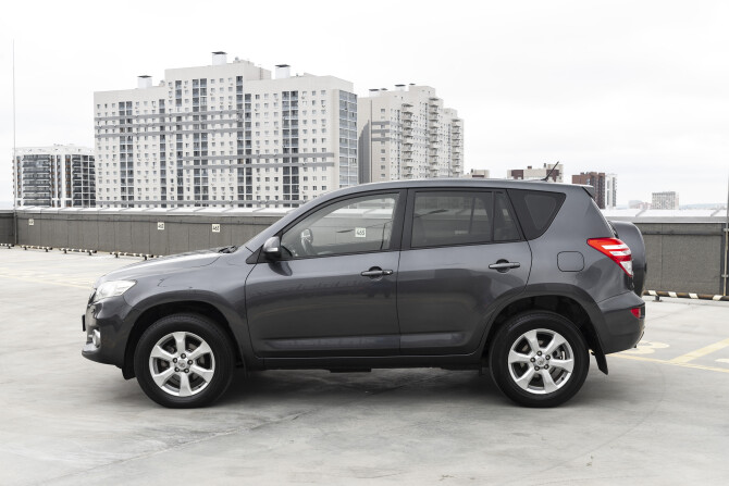Toyota RAV4 III (XA30) Рестайлинг с пробегом 2010 года, цена 1 417 000 рублей, 250000 км, внедорожник, Автокод Объявления