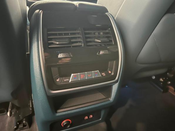 BMW XM с пробегом 2023 года, цена 17 595 000 рублей, 28755 км, внедорожник, Автокод Объявления