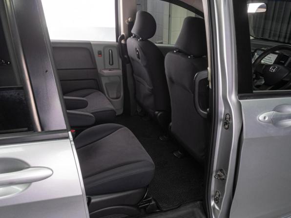 Honda Freed I Рестайлинг с пробегом 2010 года, цена 1 179 000 рублей, 100190 км, компактвэн, Автокод Объявления