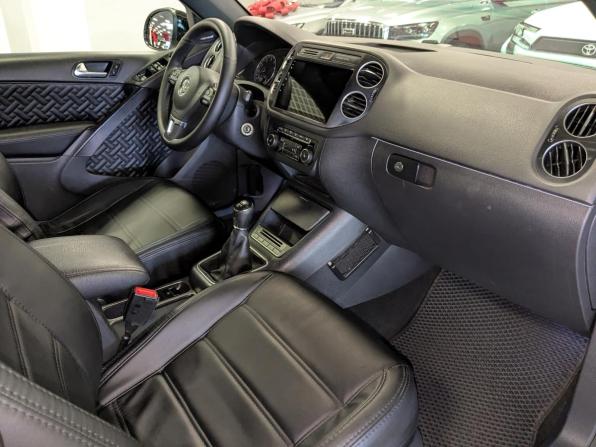 Volkswagen Tiguan I Рестайлинг с пробегом 2014 года, цена 1 499 900 рублей, 160000 км, внедорожник, Автокод Объявления