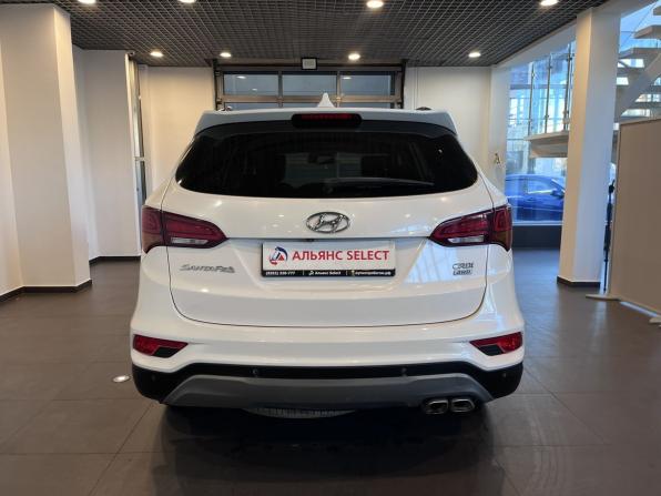 Hyundai Santa Fe III Рестайлинг с пробегом 2017 года, цена 2 450 000 рублей, 198307 км, внедорожник, Автокод Объявления