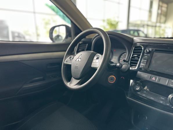 Mitsubishi Outlander III Рестайлинг 2 с пробегом 2017 года, цена 1 845 000 рублей, 87000 км, внедорожник, Автокод Объявления