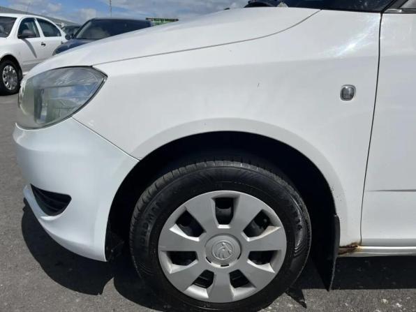 Skoda Fabia II Рестайлинг с пробегом 2012 года, цена 300 000 рублей, 191885 км, хэтчбек, Автокод Объявления