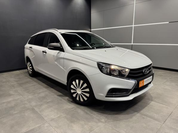 Lada (ВАЗ) Vesta I с пробегом 2019 года, цена 935 000 рублей, 93000 км, универсал, Автокод Объявления