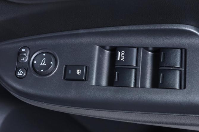 Honda Fit III с пробегом 2015 года, цена 1 169 000 рублей, 123000 км, хэтчбек, Автокод Объявления