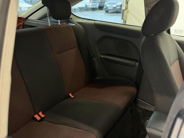 Ford Focus II с пробегом 2007 года, цена 265 000 рублей, 319489 км, хэтчбек, Автокод Объявления