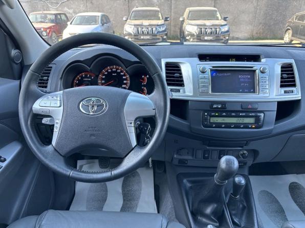 Toyota Hilux VII Рестайлинг с пробегом 2012 года, цена 2 040 000 рублей, 186368 км, пикап, Автокод Объявления