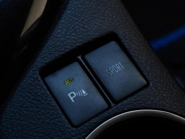 Toyota Corolla XI (E160 E170 E180) с пробегом 2013 года, цена 1 170 000 рублей, 215878 км, седан, Автокод Объявления