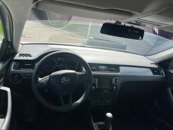 Skoda Rapid I с пробегом 2016 года, цена 1 027 000 рублей, 203421 км, лифтбек, Автокод Объявления