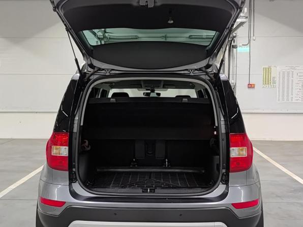 Skoda Yeti I Рестайлинг с пробегом 2017 года, цена 1 367 000 рублей, 123316 км, внедорожник, Автокод Объявления