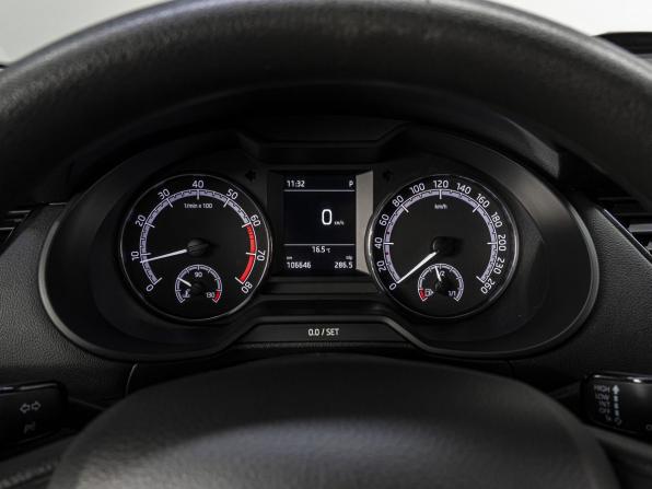 Skoda Octavia III (A7) Рестайлинг с пробегом 2019 года, цена 1 455 000 рублей, 106644 км, лифтбек, Автокод Объявления