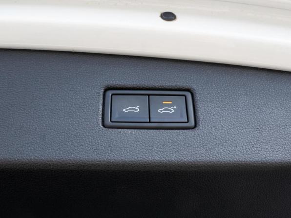 Volkswagen Tiguan II с пробегом 2018 года, цена 2 170 000 рублей, 153601 км, внедорожник, Автокод Объявления