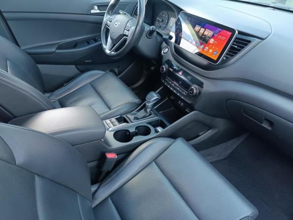 Hyundai Tucson III с пробегом 2017 года, цена 1 850 000 рублей, 191278 км, внедорожник, Автокод Объявления