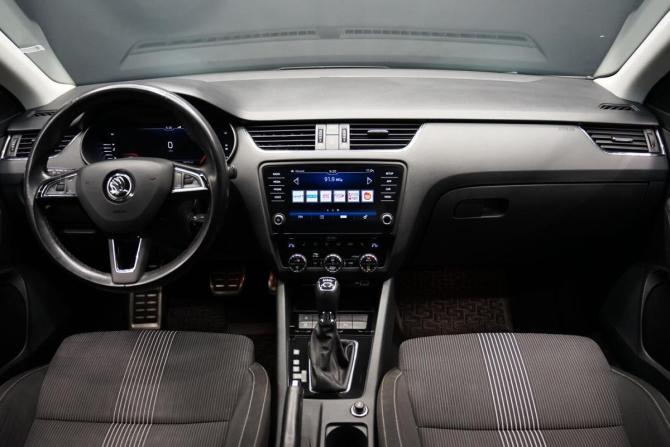 Skoda Octavia III (A7) Рестайлинг с пробегом 2020 года, цена 2 200 000 рублей, 190000 км, лифтбек, Автокод Объявления