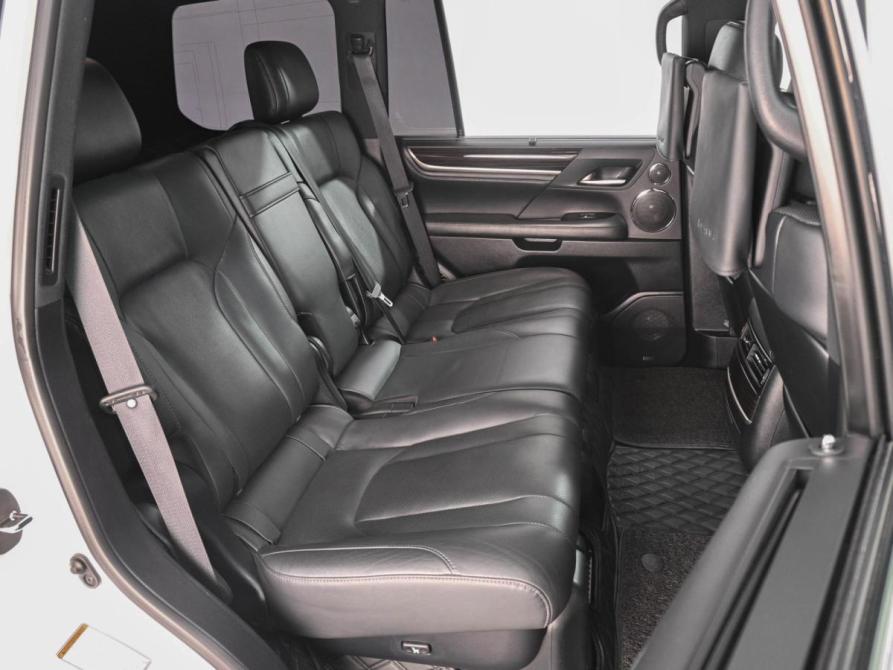 Lexus LX III Рестайлинг 2 Ростов-на-Дону  - изображение 7