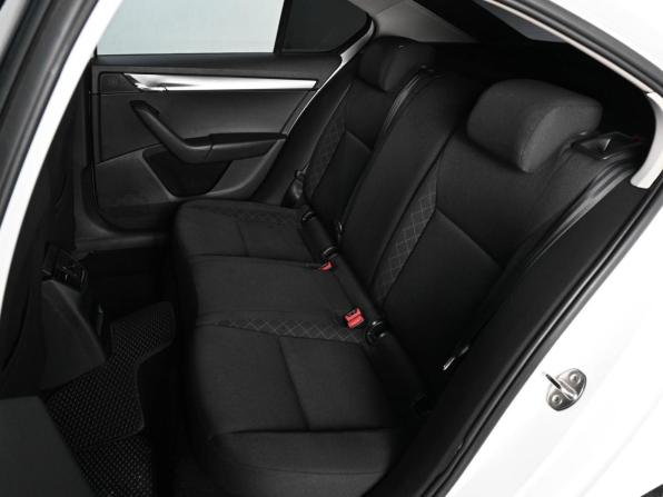Skoda Octavia III (A7) Рестайлинг с пробегом 2019 года, цена 1 199 000 рублей, 135440 км, лифтбек, Автокод Объявления
