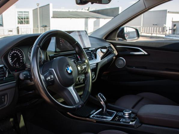 BMW 1 серии III (F52) Рестайлинг с пробегом 2021 года, цена 2 949 000 рублей, 33758 км, седан, Автокод Объявления