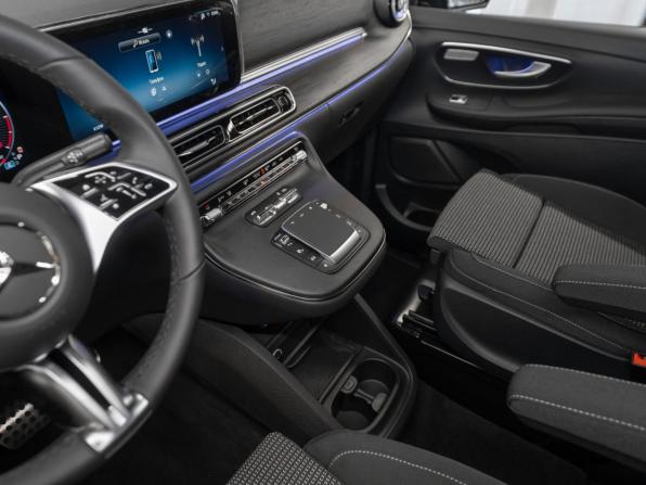 Mercedes-Benz V-Класс III (W447) Рестайлинг 2 с пробегом 2026 года, цена 12 550 000 рублей, 11 км, минивэн, Автокод Объявления