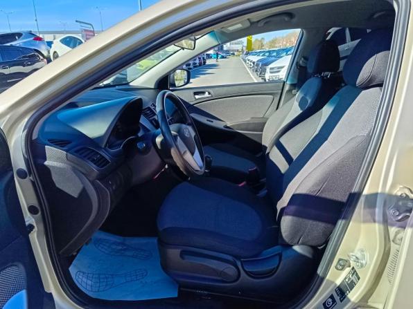 Hyundai Solaris I с пробегом 2013 года, цена 699 995 рублей, 177215 км, седан, Автокод Объявления