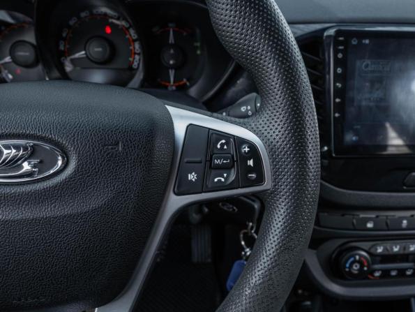 Lada (ВАЗ) Vesta I с пробегом 2018 года, цена 958 900 рублей, 121717 км, универсал, Автокод Объявления
