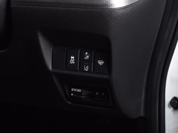 Honda Stepwgn V Рестайлинг с пробегом 2021 года, цена 2 794 995 рублей, 43534 км, минивэн, Автокод Объявления
