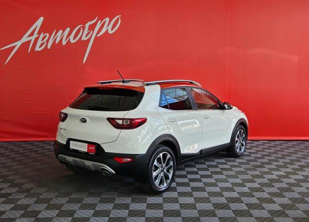 Kia Stonic I с пробегом 2017 года, цена 1 750 000 рублей, 73421 км, внедорожник, Автокод Объявления