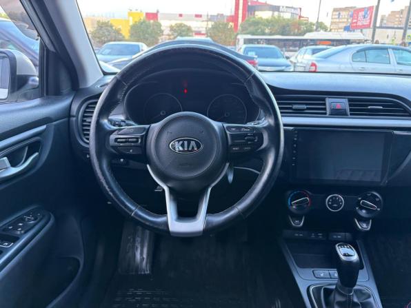 Kia Rio IV с пробегом 2018 года, цена 1 515 000 рублей, 76400 км, хэтчбек, Автокод Объявления