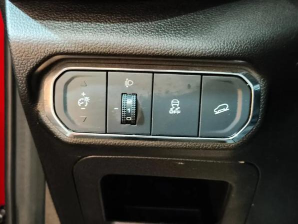 Haval Jolion I с пробегом 2021 года, цена 1 499 000 рублей, 131192 км, внедорожник, Автокод Объявления