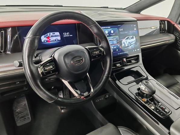 GAC M8 с пробегом 2024 года, цена 4 299 000 рублей, 53943 км, минивэн, Автокод Объявления