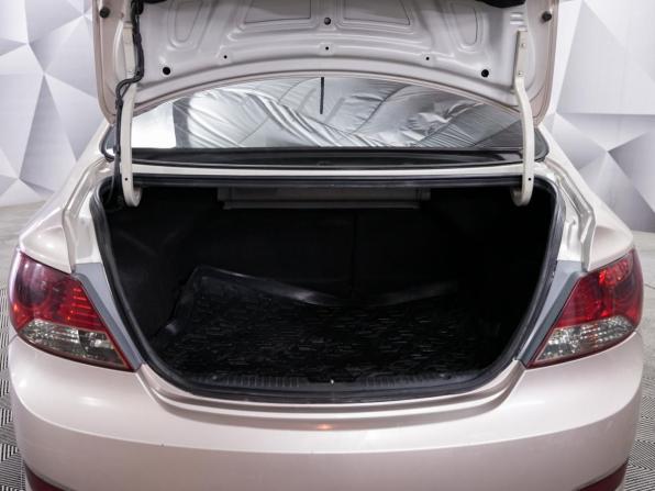 Hyundai Solaris I с пробегом 2013 года, цена 717 000 рублей, 189000 км, седан, Автокод Объявления