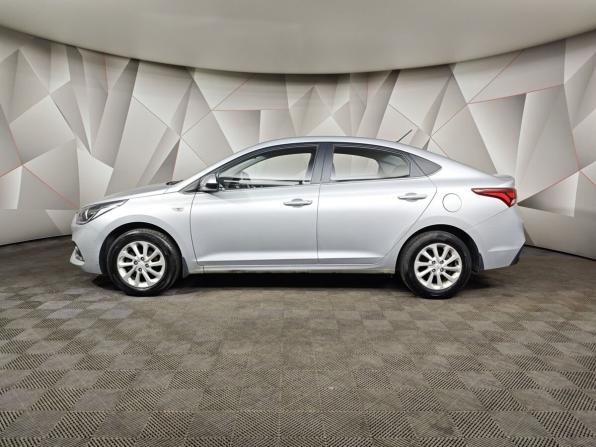 Hyundai Solaris II с пробегом 2017 года, цена 1 451 000 рублей, 37401 км, седан, Автокод Объявления