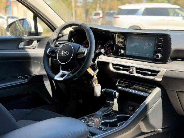 Kia K5 III с пробегом 2021 года, цена 2 290 000 рублей, 81687 км, седан, Автокод Объявления
