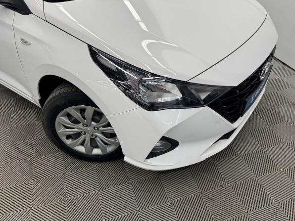 Hyundai Solaris II Рестайлинг с пробегом 2021 года, цена 1 570 000 рублей, 92895 км, седан, Автокод Объявления