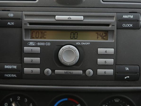 Ford Fiesta Mk5 с пробегом 2007 года, цена 322 000 рублей, 141000 км, хэтчбек, Автокод Объявления