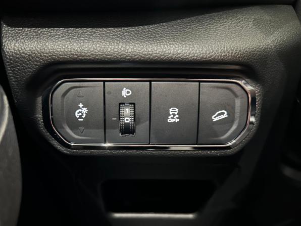 Haval Jolion I Рестайлинг с пробегом 2025 года, цена 2 049 000 рублей, 16878 км, внедорожник, Автокод Объявления