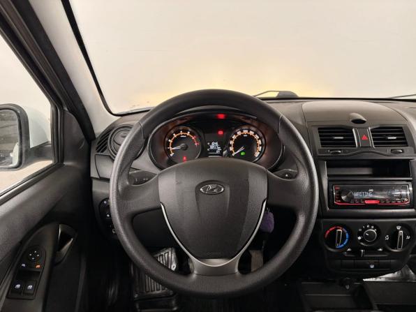 Lada (ВАЗ) Granta I Рестайлинг с пробегом 2023 года, цена 649 000 рублей, 93417 км, седан, Автокод Объявления
