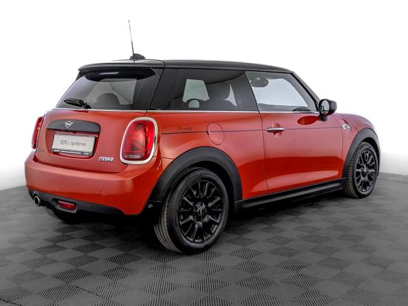 Mini Hatch III (F55/F56) Рестайлинг с пробегом 2021 года, цена 2 550 000 рублей, 66313 км, хэтчбек, Автокод Объявления