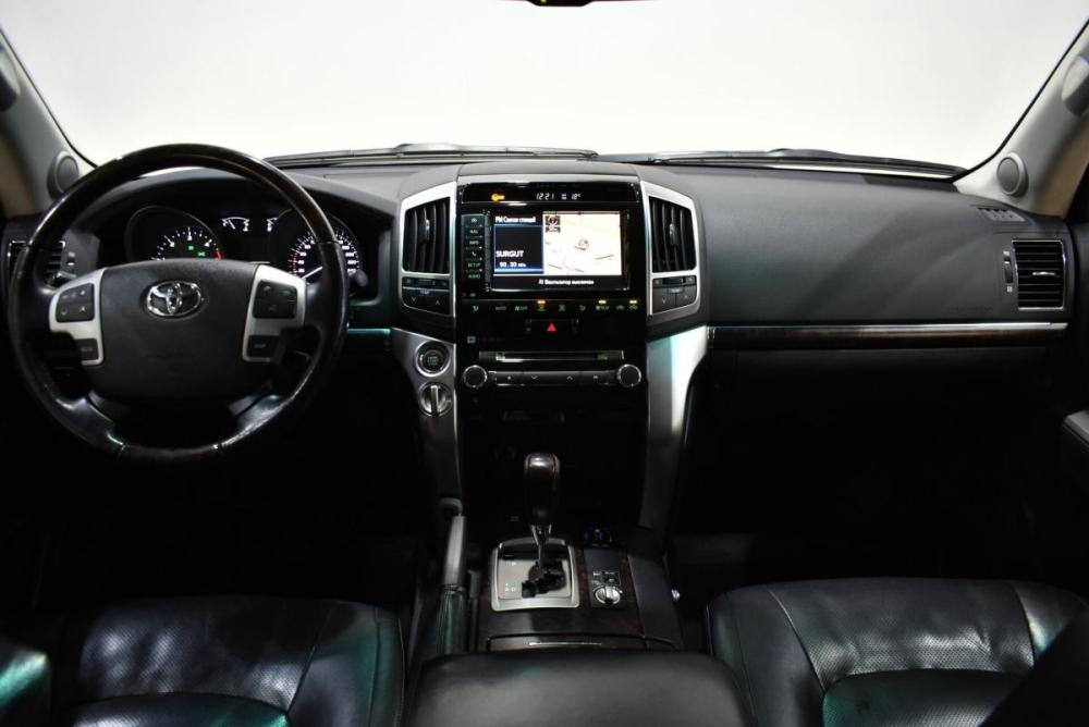 Toyota Land Cruiser 200 Series Рестайлинг 1 Сургут  - изображение 23