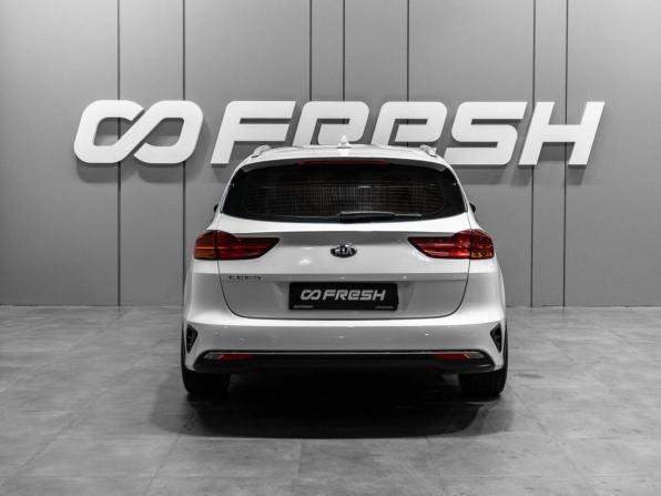 Kia Ceed III с пробегом 2019 года, цена 1 799 000 рублей, 105767 км, универсал, Автокод Объявления