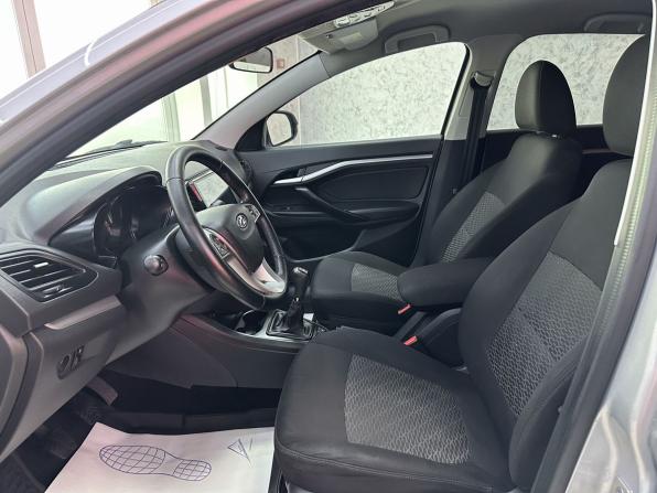 Lada (ВАЗ) Vesta I с пробегом 2021 года, цена 1 235 000 рублей, 88170 км, универсал, Автокод Объявления