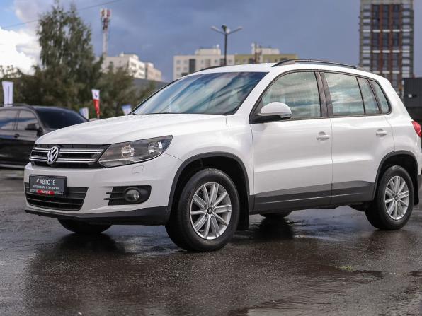 Volkswagen Tiguan I Рестайлинг с пробегом 2013 года, цена 1 059 000 рублей, 242019 км, внедорожник, Автокод Объявления