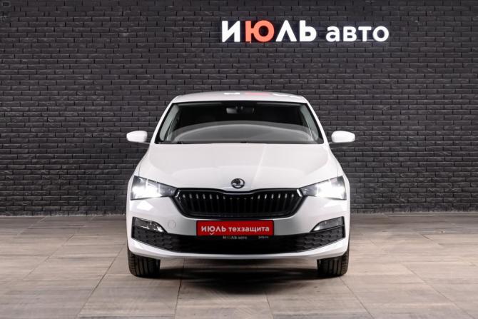 Skoda Rapid II с пробегом 2021 года, цена 1 700 000 рублей, 112909 км, лифтбек, Автокод Объявления