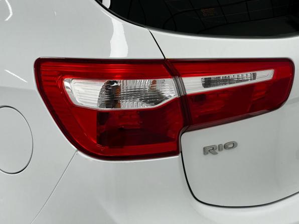 Kia Rio III с пробегом 2013 года, цена 775 000 рублей, 140435 км, хэтчбек, Автокод Объявления