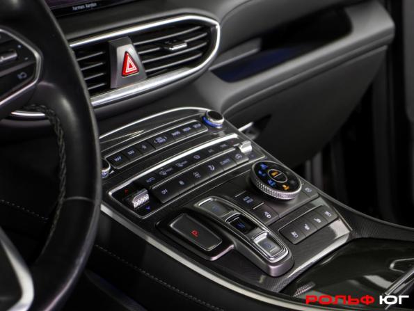 Hyundai Santa Fe IV Рестайлинг с пробегом 2021 года, цена 3 073 000 рублей, 93244 км, внедорожник, Автокод Объявления
