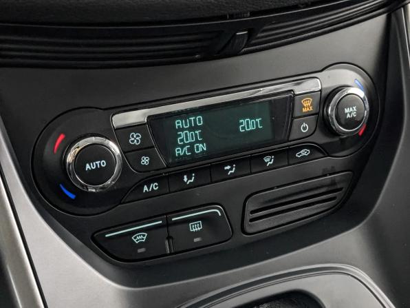 Ford Kuga II с пробегом 2016 года, цена 1 475 000 рублей, 101800 км, внедорожник, Автокод Объявления