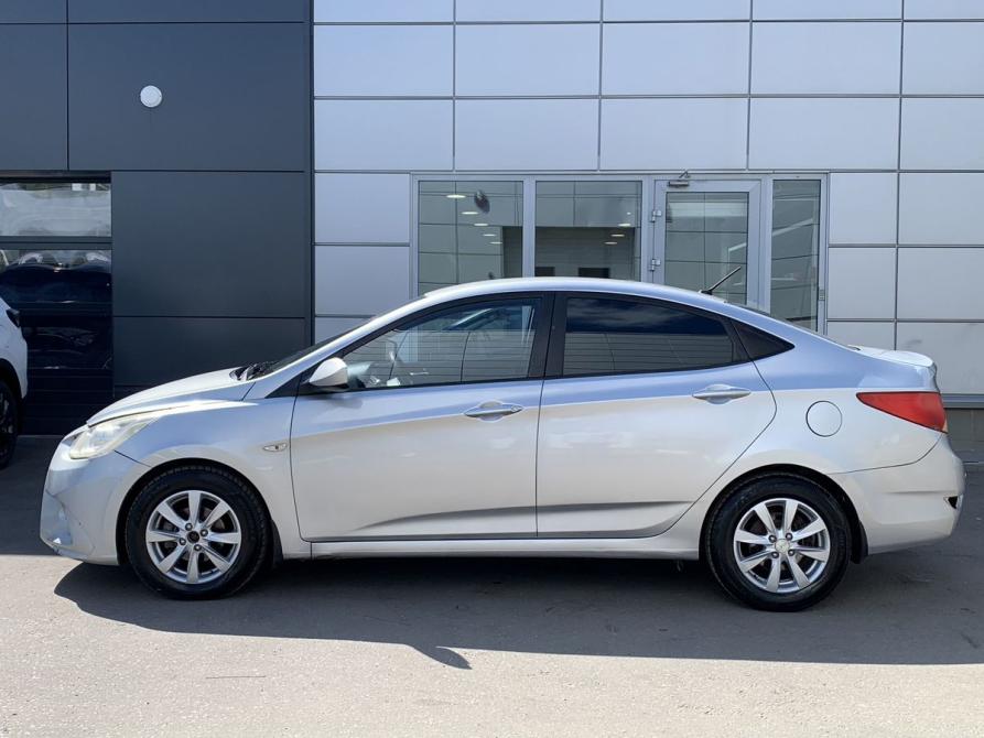 Hyundai Solaris I Москва  - изображение 8