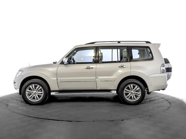 Mitsubishi Pajero IV Рестайлинг 2 с пробегом 2020 года, цена 3 440 000 рублей, 83350 км, внедорожник, Автокод Объявления