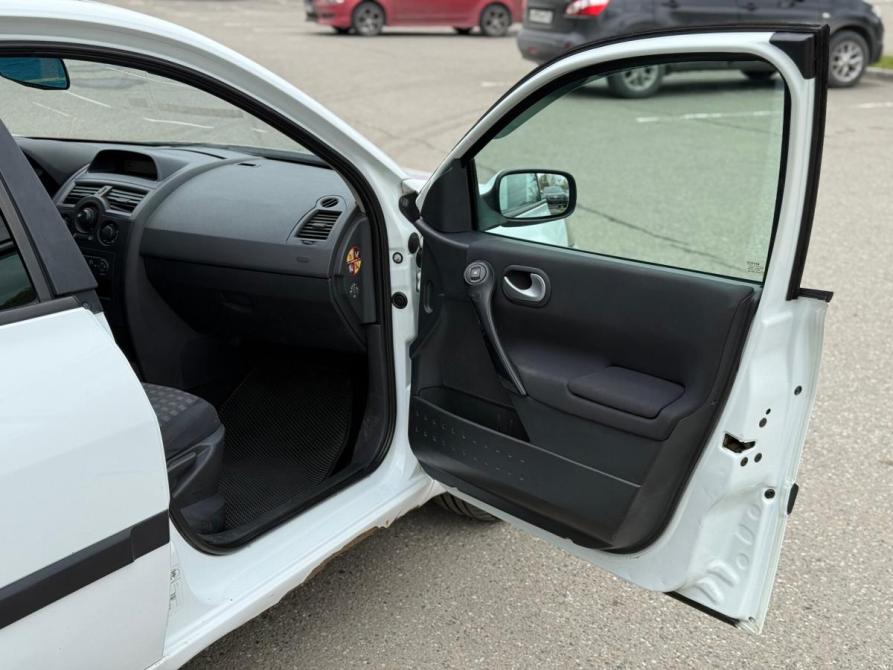 Renault Megane II Рестайлинг Томск  - изображение 17